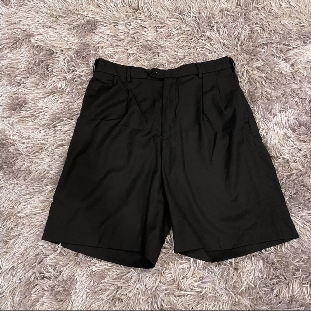 Bocaccio Golf Black Shorts in a size 32